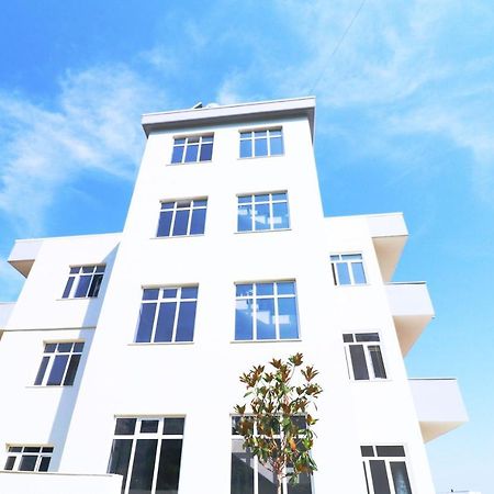 Vlorë Hotel Kristal מראה חיצוני תמונה