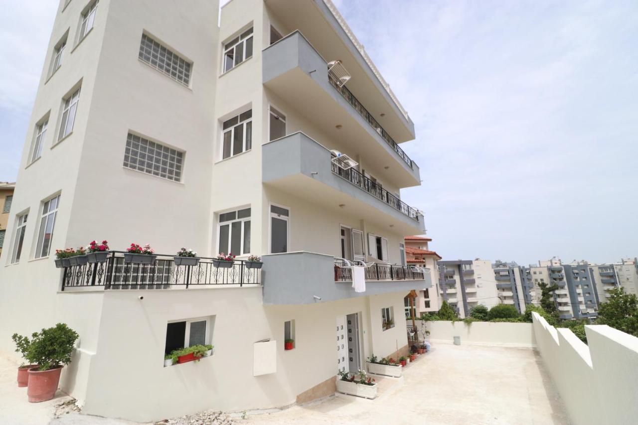 Vlorë Hotel Kristal מראה חיצוני תמונה